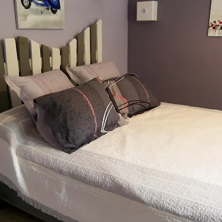 Bed & Breakfast La Belhomiere Vins-sur-Caramy